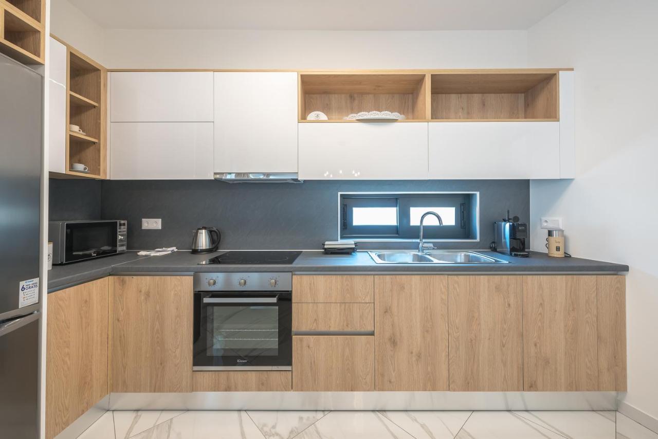 Διαμέρισμα Newly Renovated In The Heart Of Kerameikos Αθήνα